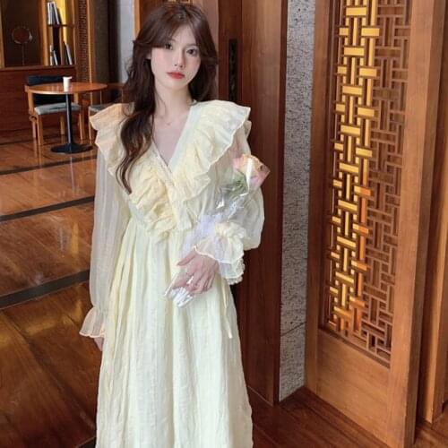 Woman Dress 2021 Autumn New Style Korean Fashion Elegant V-neck Ruffle Design Solid Color Long-sleeved Dresses Women
