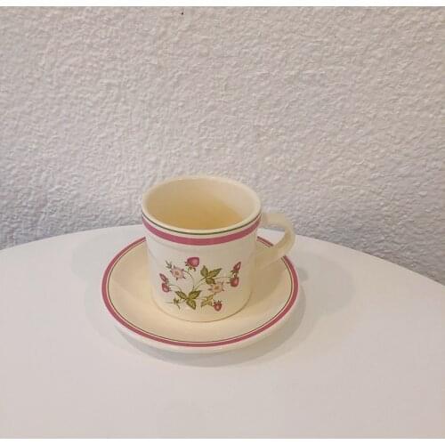 French Retro Style Coffee Cup And Saucer Dessert Plate Breakfast Cup Porcelain Cute Reusable Utensil Xicara Drinkware EB5BD