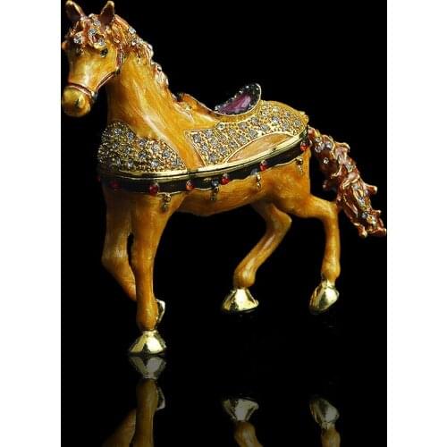 QIFU Handicraft Mascot Horse Shape boxes for Necklace