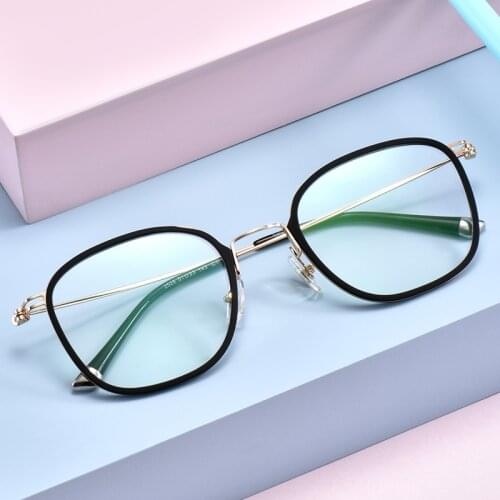 Metal Vintage Glasses Frame Men Women Retro Square Eye Glasses Optical Myopia Eyeglasses Frames Clear Eyewear Spectacle Oculos