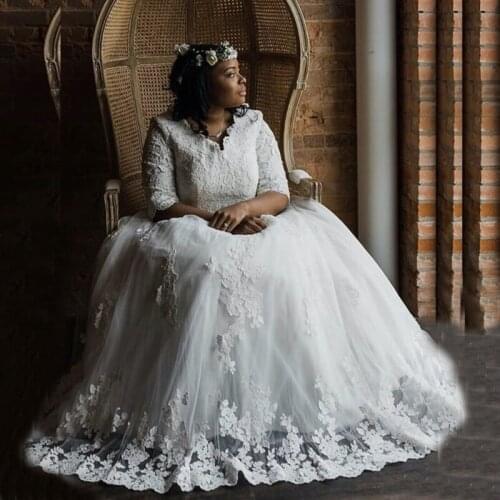 Latest African White Lace Bridal Wedding Dresses with Three Quarter Sleeves V Neckline Wedding Gowns for Bride Buttons Back 2021