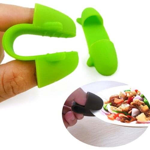 1 Pair Mini Silicone Heat Insulated Finger Clip Bowl Dish Plate Clamp Holder