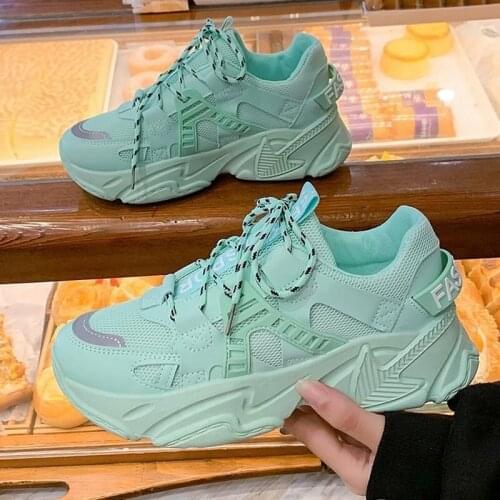 Womens Chunky Sneakers Thick Bottom Platform Vulcanize Shoes Fashion Breathable Running Shoe for Woman Female designer shoes