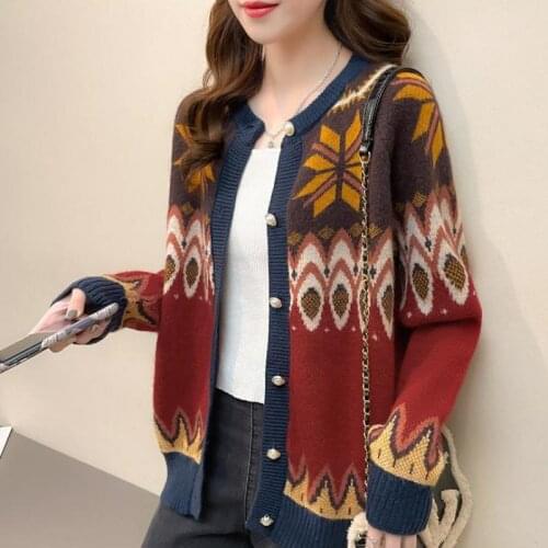 Vintage Jacquard O-neck Knitted Cardigan Women Autumn Winter Maple Leaf Loose Outwear Sweater Coat Fashion Female Cardigans