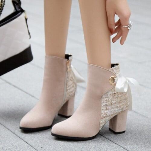 Autumn and winter 2019 new all-around short boots childrens girl thick heel high heel Beige Plush Martin winter shoes fairy net