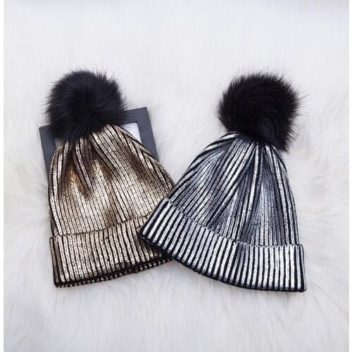2019 Winter Womens Wool Beanie Hat Casual Metallic Color Printing Knitted Beanie With Faux Fur Pompom Balls Black/Silver/Gold