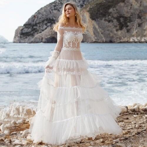 Boat-Neck A-Line Tiered Appliques Lace Buttons Sexy See Through Tulle Boho 2021 Wedding Dress Bridal Gown Vestido De Novia