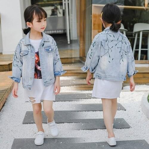 Girls Ripped Denim Jacket Fall 2021 New Korean Embroidered Childrens All-match Jackets Kids Fashion Toddler Trendy Clothing