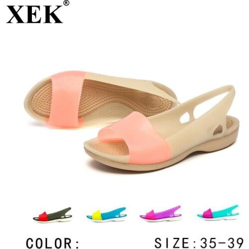 XEK 2018 Spring And Summer New Color Shoes TPU Flat Bottom Non-slip Sandals And Slippers Stitching Womens Sandals Wyq210