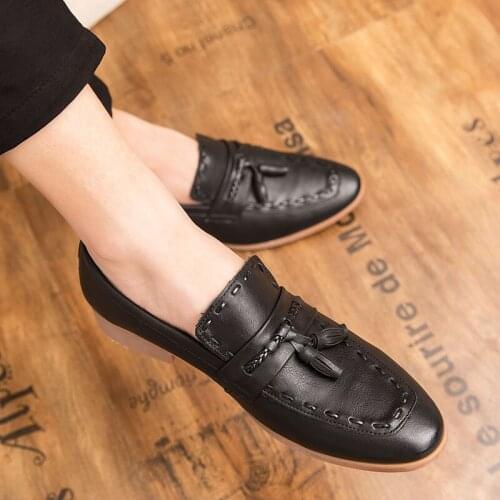 Men Casual Shoes Breathable Tassel Leather Loafers Business Office Shoe For Man Driving Moccasins Slip-On Luxury Brand