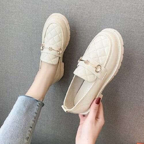 Large Size 35-40 Ladies Single Shoes Spring And Autumn New Fashion All-Match Metal Decoration British Style Small Leather Shoes