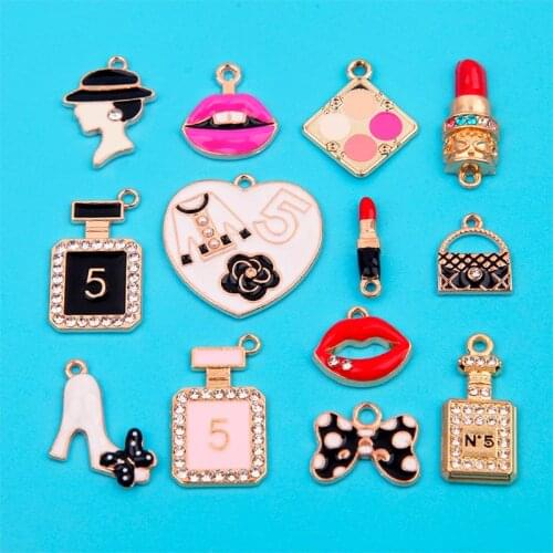 Brand Lipstick Shoe Charms for Croc Designer Luxury DIY Shoe Accessories High Quality Elegant Women Clogs Shoe Buckle Fashion