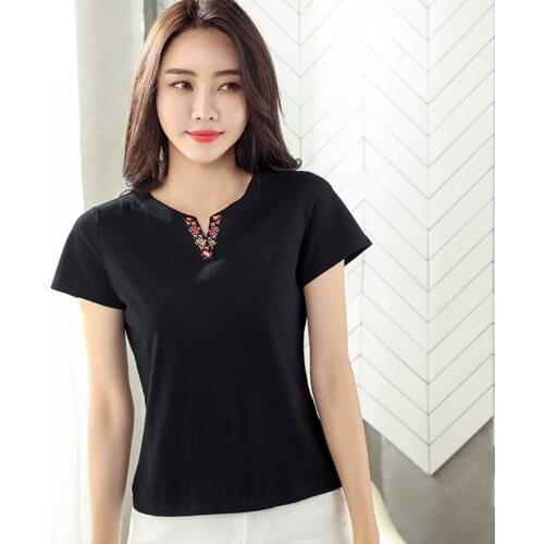 Tee Shirt Femme Embroidery Floral V-Neck Short Sleeve T Shirt Women 2020 Summer Tops Vogue Cotton Korean Clothes T-Shirt Female