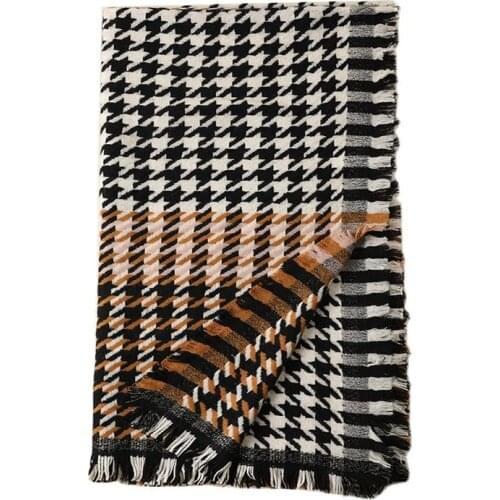 Autumn Winter Womens Wool Scarf Black and White Plaid Scarf Womens Shawl Dual-use Cashmere