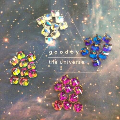 100pcs 4mm CHAMELEON CUBE 3D Rhinestone Nail Glitter Stone Crystal Strass Nail Art Decoration Square Cubes Jewelry DIY Manicure