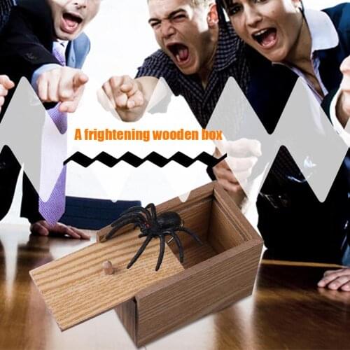 Lifelike Spider Wooden Joke Prank Case Mischief Scare Surprise Toy Supply for Halloween Interesting Measurement Decor