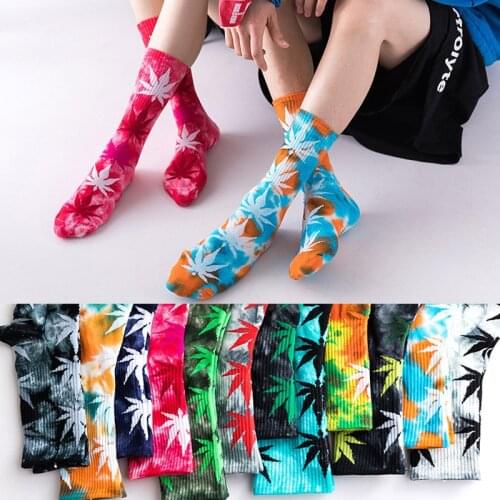 High-quality Tie-dyed Maple Leaf Socks Long Fashion Weed Socks Men Skateboard Hiphop Socks Meias Women Couple Cotton Socks 1Pair