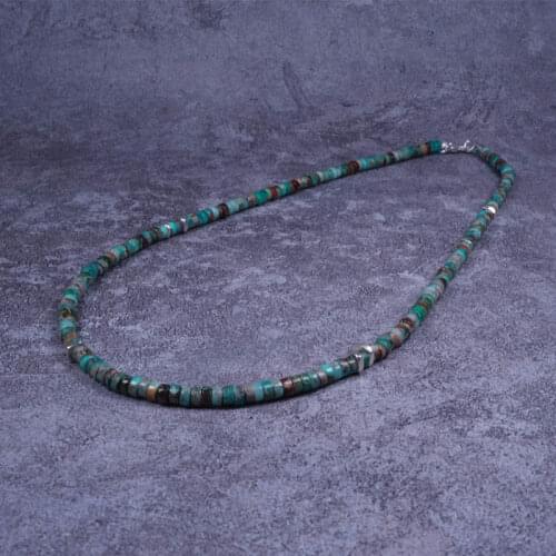 Pohier Chokers On The Neck