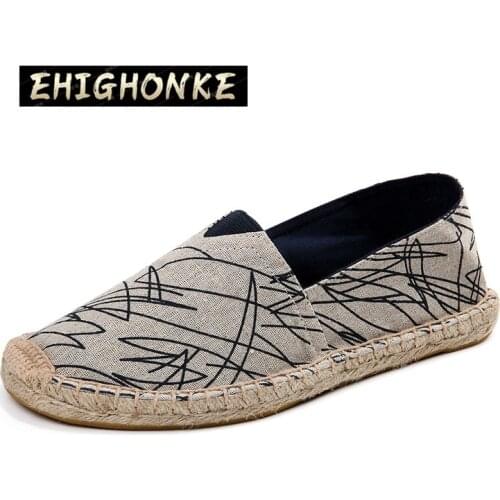 2021 mens new casual shoes love driving mens plain fisherman shoes handmade elegant lazy linen canvas shoes large size 35-45