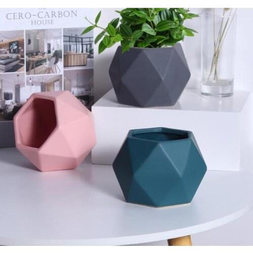 Modern European Tabletop Vase Creative Origami Ceramic Simple Polygon Flower Pots Home Living Room Decoration Flower Container