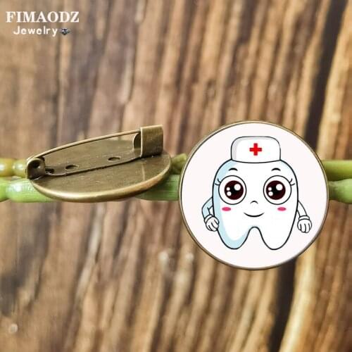 FIMAODZ Cute Teeth Photo Brooch Cartoon Tooth Glass Handmade Bronze Metal Lapel Pin Badge for Dentist Doctor Gift