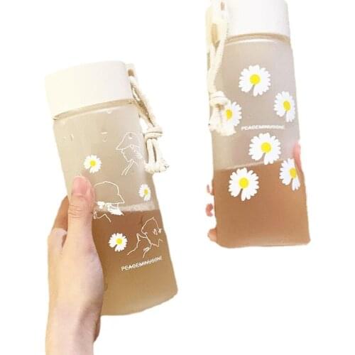 Small Daisy Transparent Plastic Travel Tea Cup Creative Frosted Water Bottle with Portable Rope Water Bottle for Girls Kawaii