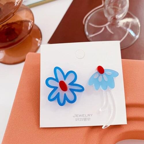 UJBOX Blue Flower Earrings Small Fresh Acrylic Resin Asymmetric Hypoallergenic Earrings Stud No Pierced Earrings Jewelry