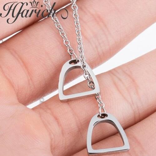 Hfarich Lucky Colorful Horseshoe Necklace Women Horse Necklace Choker Animal Pendant Necklaces Paw Necklace Female Jewelry Gifts