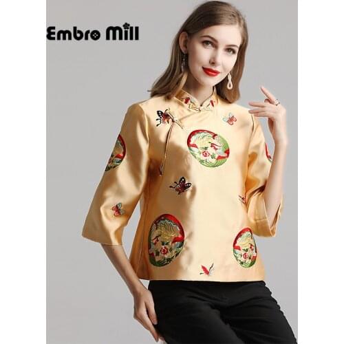 The New autumn Chinese style cheongsam Coat top embroidery butterfly Retro elegant Wild thin short womens coat S-2XL