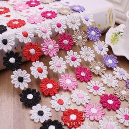 15Yards Hot Sale 25mm Daisy Flower Lace Trim Knitting Wedding Embroidered Diy Handmade Patchwork Ribbon Sewing Supplies Crafts
