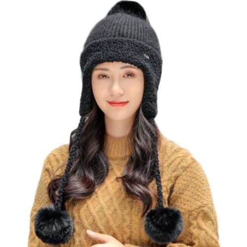 Fisvds Women's Hats With Pompoms