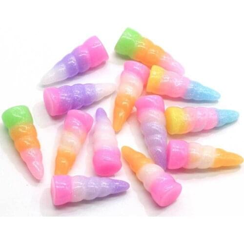 20Pcs Resin Cartoon Gradient Unicorn Horn DIY Jewelry Necklace Making Charms Resin Cabochon Decoration Crafts Accessories 9*24mm