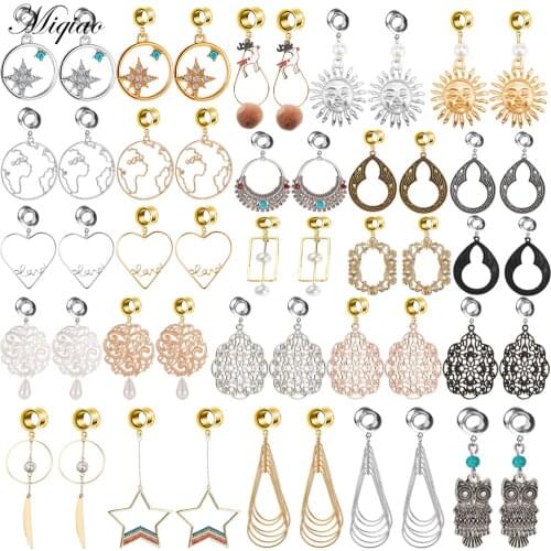 Miqiao 2pcs Hot-selling Trend Stainless Steel Hollow Carved Geometric Ears Body Exquisite Piercing Jewelry