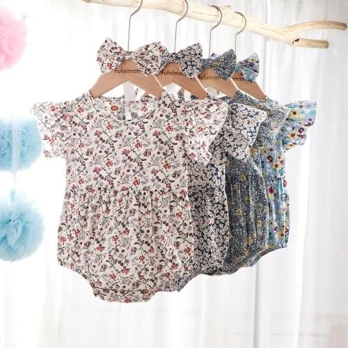 0-24 Months Baby Girl’s 2Pcs Flower Printed Romper Set, Fly Sleeve Round Neck Triangle Bodysuit with Headband for Summer Wear