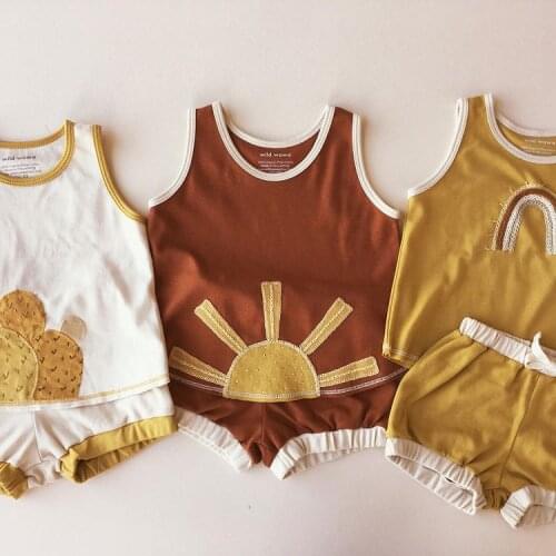 FOCUSNORM Newborn Baby Girls Boys Clothes Sets 0-24M Sun Pattern Printed Sleeveless Vest Tops Shorts 3 Colors