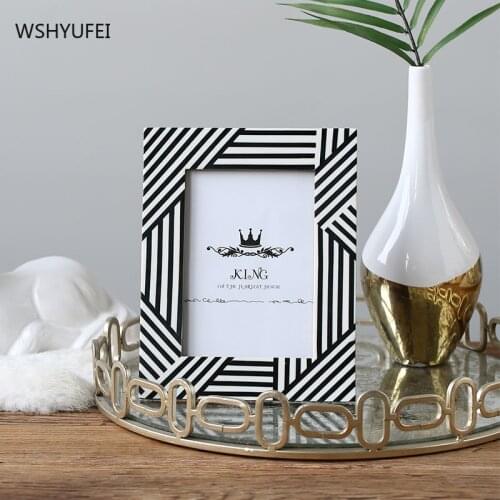 WSHYUFEI photo frame desktop decoration cute picture album retro photo frame wall art family office supplies