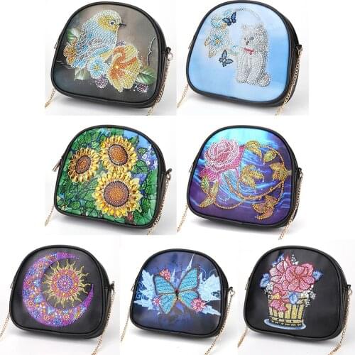 5D DIY Special Shape Diamond Painting Wallet Chain Shoulder Bag Leather Women Clutch Storage Bag Christmas Gift for Girlfriend