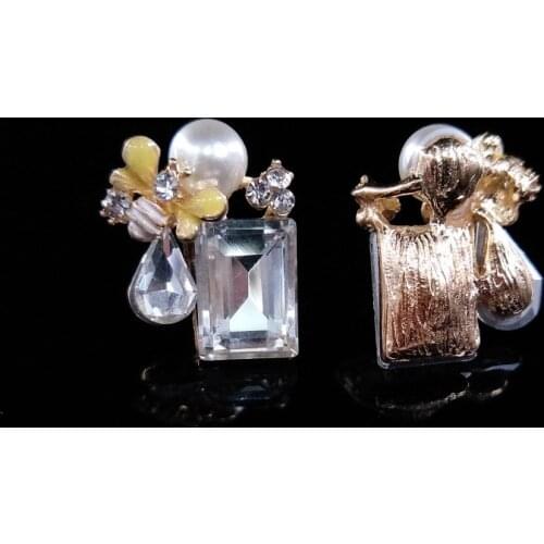 2019New 60Pcs Bee Drop and Rectangular Crystal Rhinestone Button for DIY Hair and bags or Shoes button accessoriess RM177