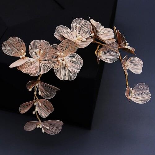 Korean Aesthetic Golden Silk Petal Headband Bride Wedding Headdress Pearl Handmade Headband Xiuhe Dress Plate Hair Accessories