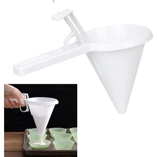 The handheld batter funnel Dessert Tools Baking Tools Cake Decoration Kitchen Accessories Adjustable cupcake Repackaging Funnel