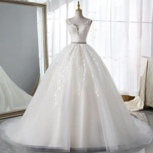 2021 Champagne Wedding Dress With Trian Sexy V-neck Bridal Dress Backless Ball Gown Luxury Vestido De Noiva 14 Colors