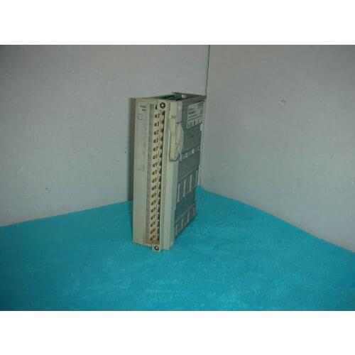 Schneider PLC module TSXDMZ28AR