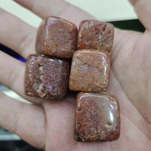 Natural red strawberry quartz polished gemstone cube reiki healing crystals tumbled stones for meditation