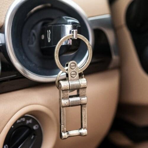 Retro Car Keychain Creative Metal Auto Pendant Keyring Business Gifts for Mazda Subaru BMW BENZ Jeep Jaguar Hyundai Honda Lexus