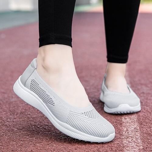Spring Women Sneakers Mesh Shoes Flat Loafers Ladies Soft Bottom Comfort Breathable Walking Shoes Female Fashion Casual Footwear