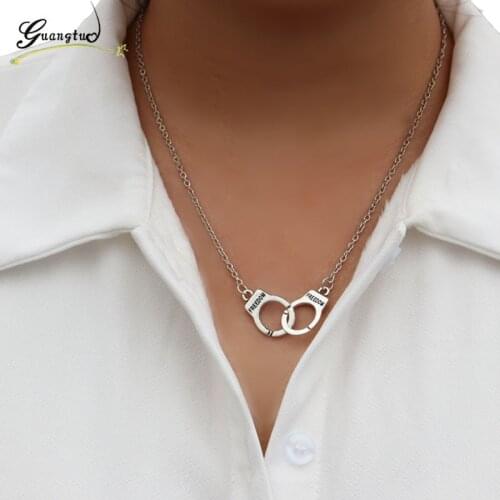 1PCS Handcuffs Shape Pendant Necklaces Women Jewelry Choker Silver Plated Chain Necklace Gift Bijoux Collar