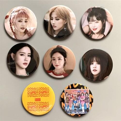 KPOP Gidle Badge (G)I-DLE SOOJIN SHUHUA YUQ SOYEON MIYEON MINNIE New Album Dumdi Dumdi Badge Brooch Ornament Wholesale New