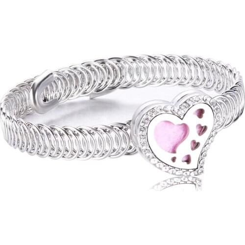 Heart Shaped Perfume Fashion Bracelet Magnetic Locket Stainless Steel Charm Bracelet Aromatherapy Essential Oil Diffuser Jewelry