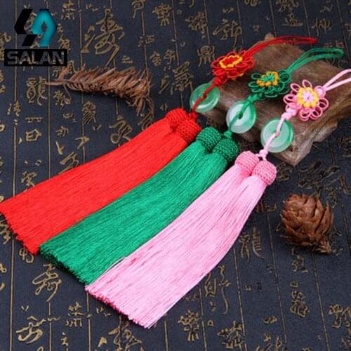 Factory direct hand-woven bookmarks spike Chinese knot small tassel car decorated decorative comb invitations hanging ear Yu Liu
