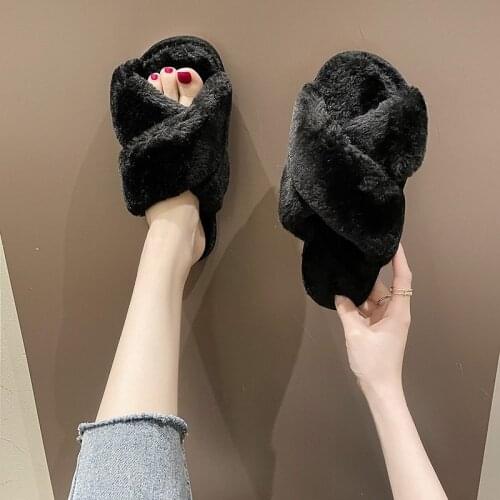 2021 Spring Women Slippers Faux Fur Fashion Warm Shoes Woman Slip on Flats Female Slides Black Pink cozy home furry slippers
